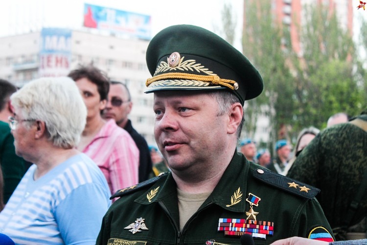 Герой ДНР, министр обороны ДНР и главный критик Стрелкова Владимир Кононов, май 2015 года