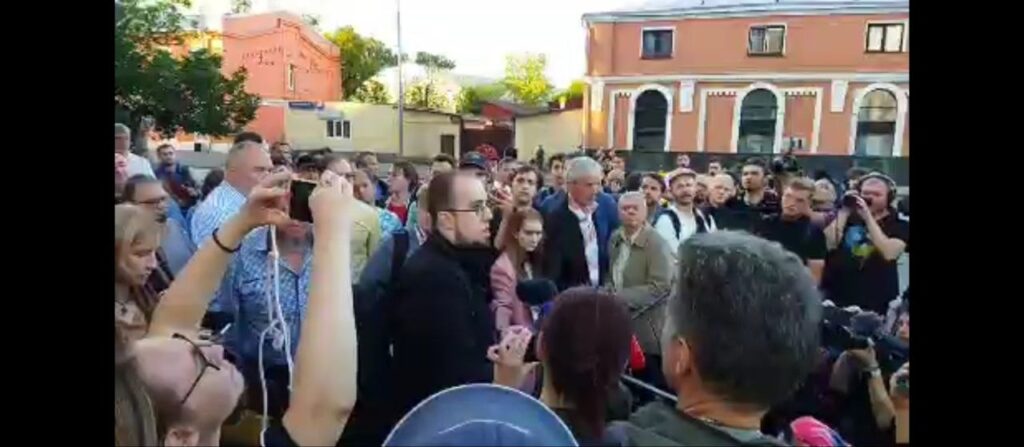 Никогда более столько людей на суд к Гиркину не приходило
